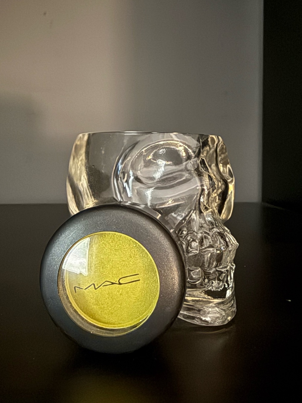 MAC Cosmetics Satin Eyeshadow- Eyepopping